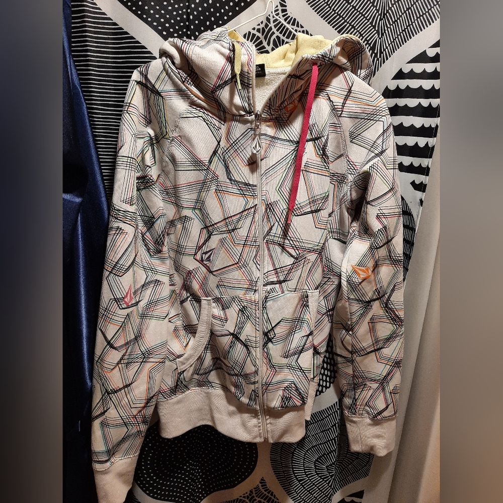 Volcom hoodie, size S, well love but lots of life left.